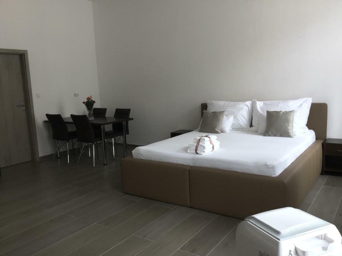 Euro Apartments Lidicka 39 Brno Dış mekan fotoğraf